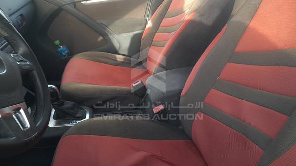 Photo 8 VIN: WVGCE2AX4DW066135 - VOLKSWAGEN TIGUAN 