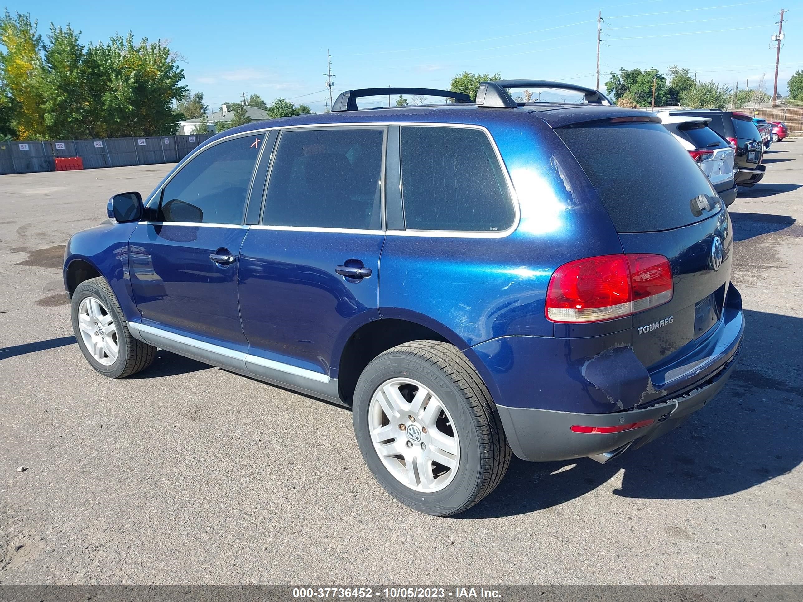 Photo 2 VIN: WVGCM77L44D045608 - VOLKSWAGEN TOUAREG 