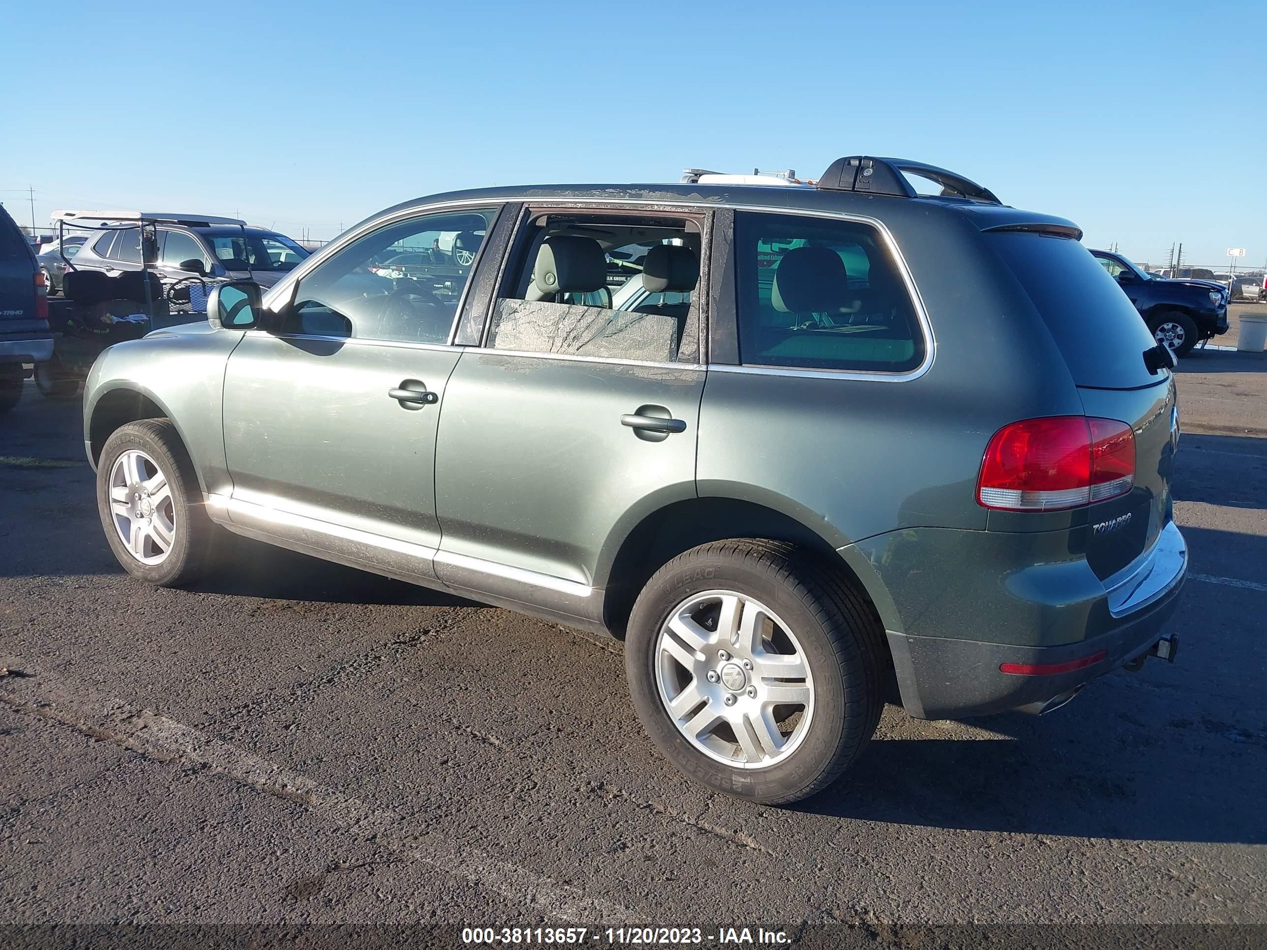 Photo 2 VIN: WVGCM77L84D045756 - VOLKSWAGEN TOUAREG 