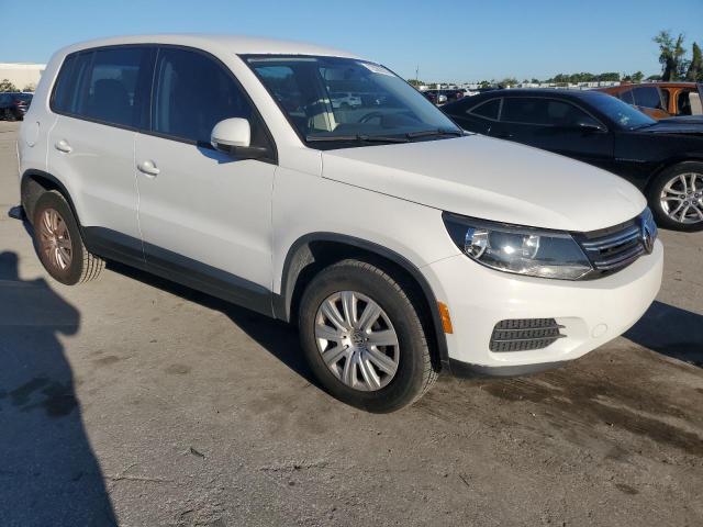 Photo 3 VIN: WVGCV3AX2EW523693 - VOLKSWAGEN TIGUAN 