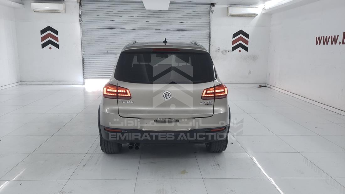 Photo 8 VIN: WVGDE2AX2GW015578 - VOLKSWAGEN TIGUAN 