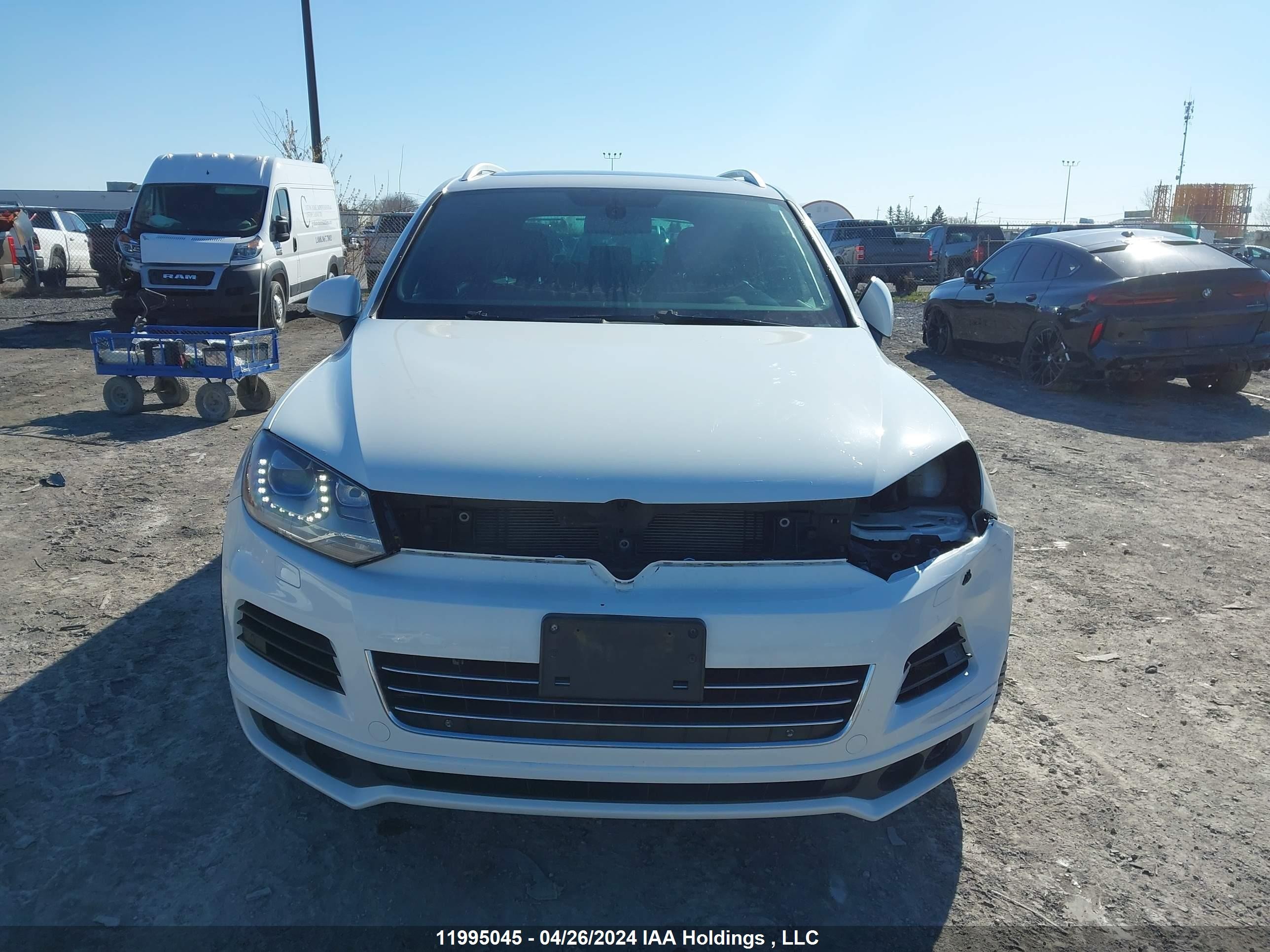 Photo 12 VIN: WVGDF9BP2ED007297 - VOLKSWAGEN TOUAREG 