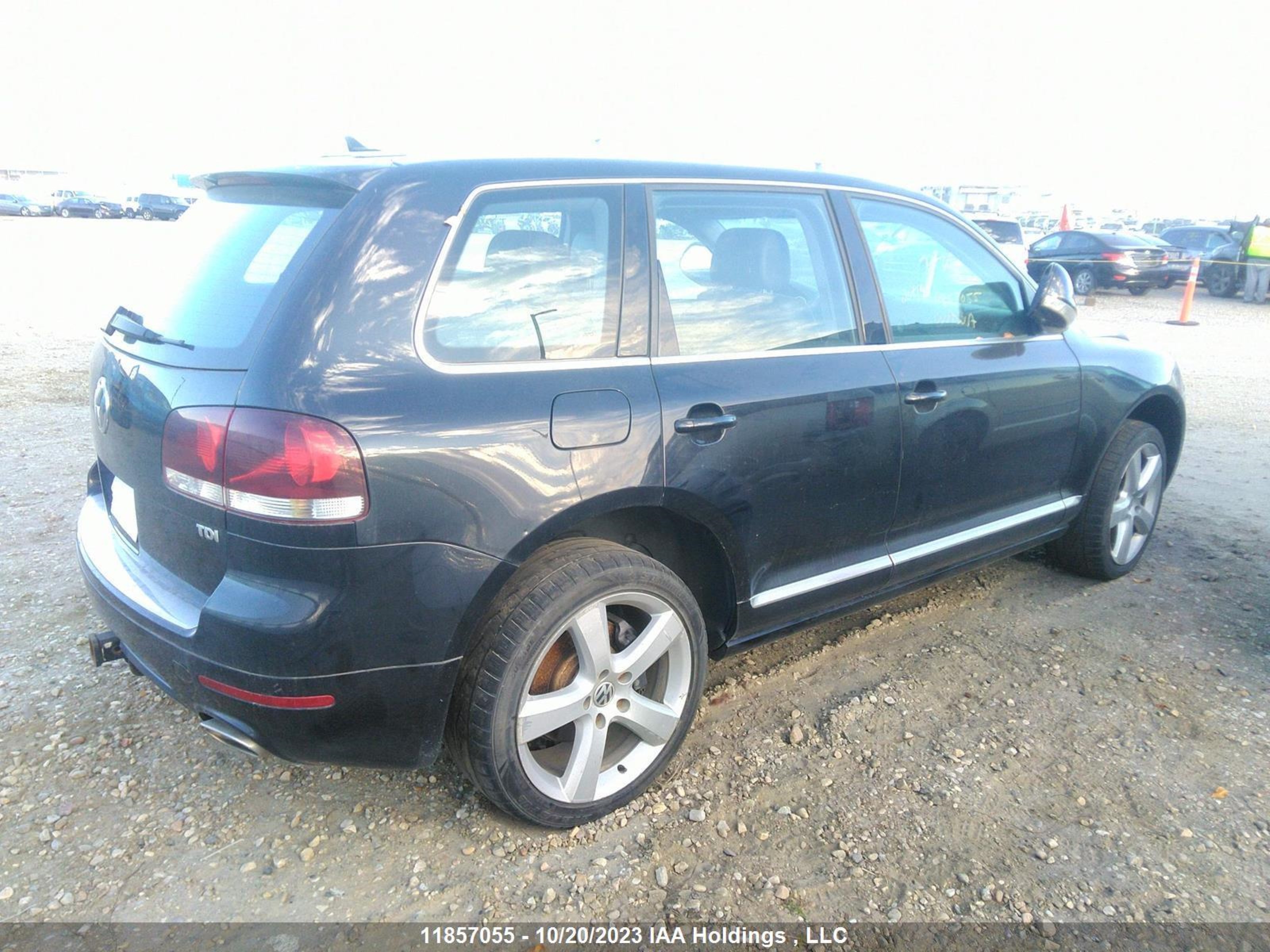 Photo 3 VIN: WVGDK6A97AD000126 - VOLKSWAGEN TOUAREG 