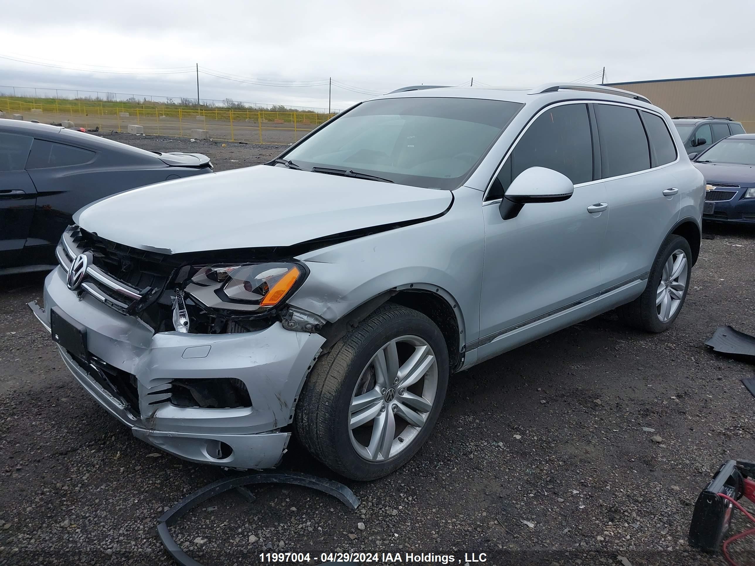 Photo 1 VIN: WVGDK9BP4CD001333 - VOLKSWAGEN TOUAREG 