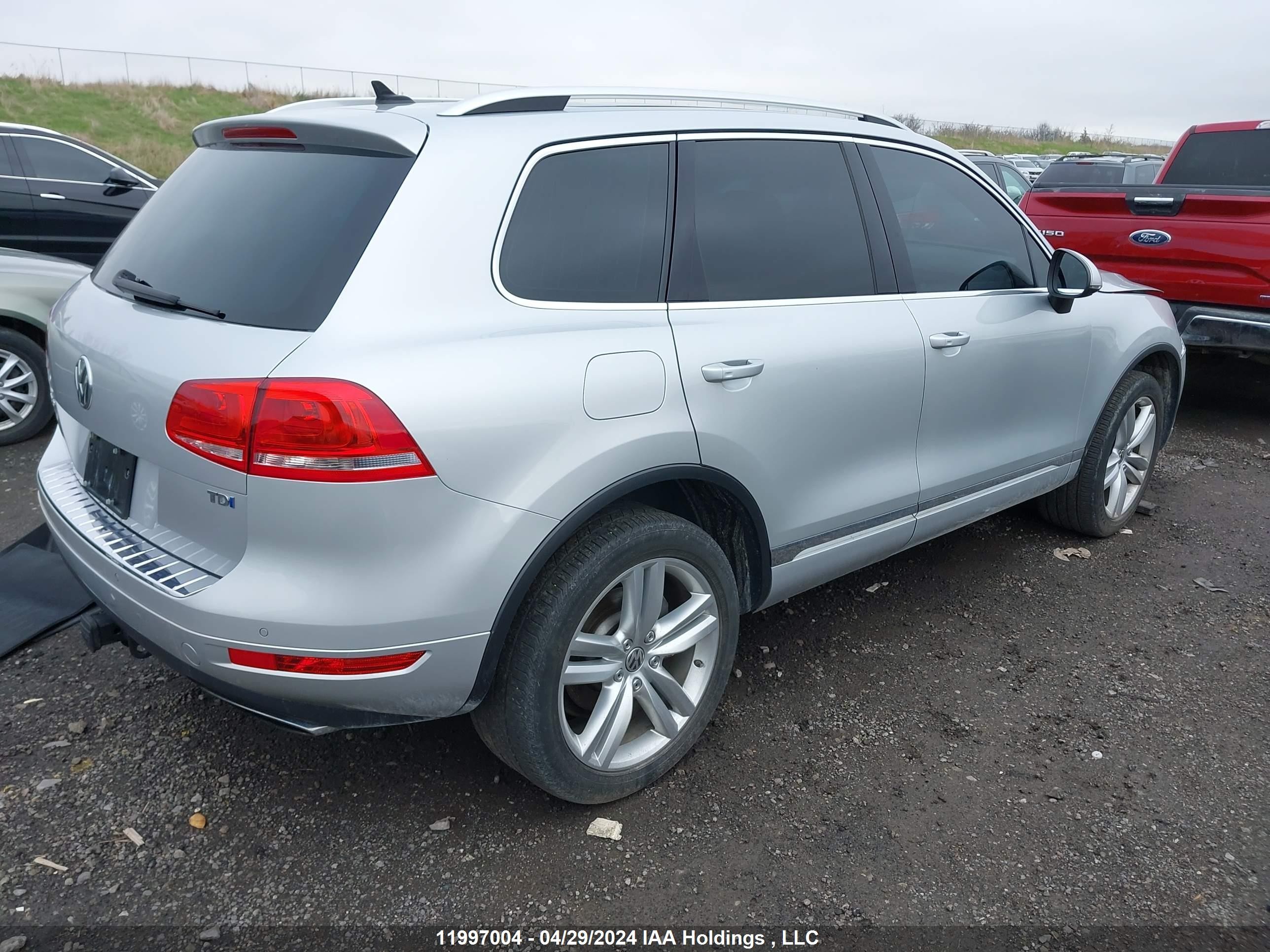 Photo 3 VIN: WVGDK9BP4CD001333 - VOLKSWAGEN TOUAREG 