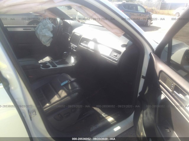 Photo 4 VIN: WVGDP9BP4ED011414 - VOLKSWAGEN TOUAREG 