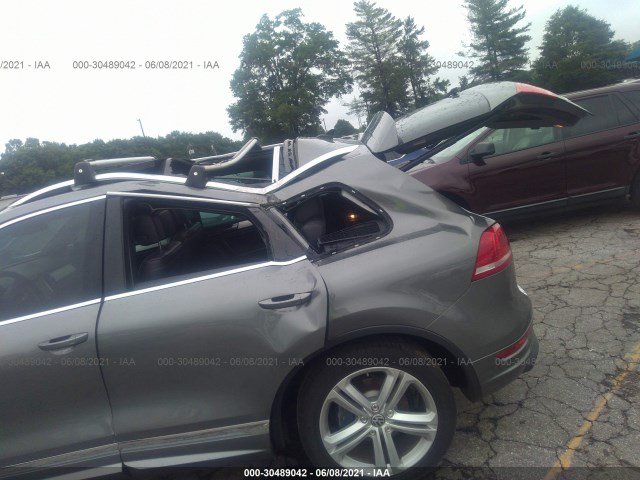 Photo 5 VIN: WVGDP9BP8ED009097 - VOLKSWAGEN TOUAREG 