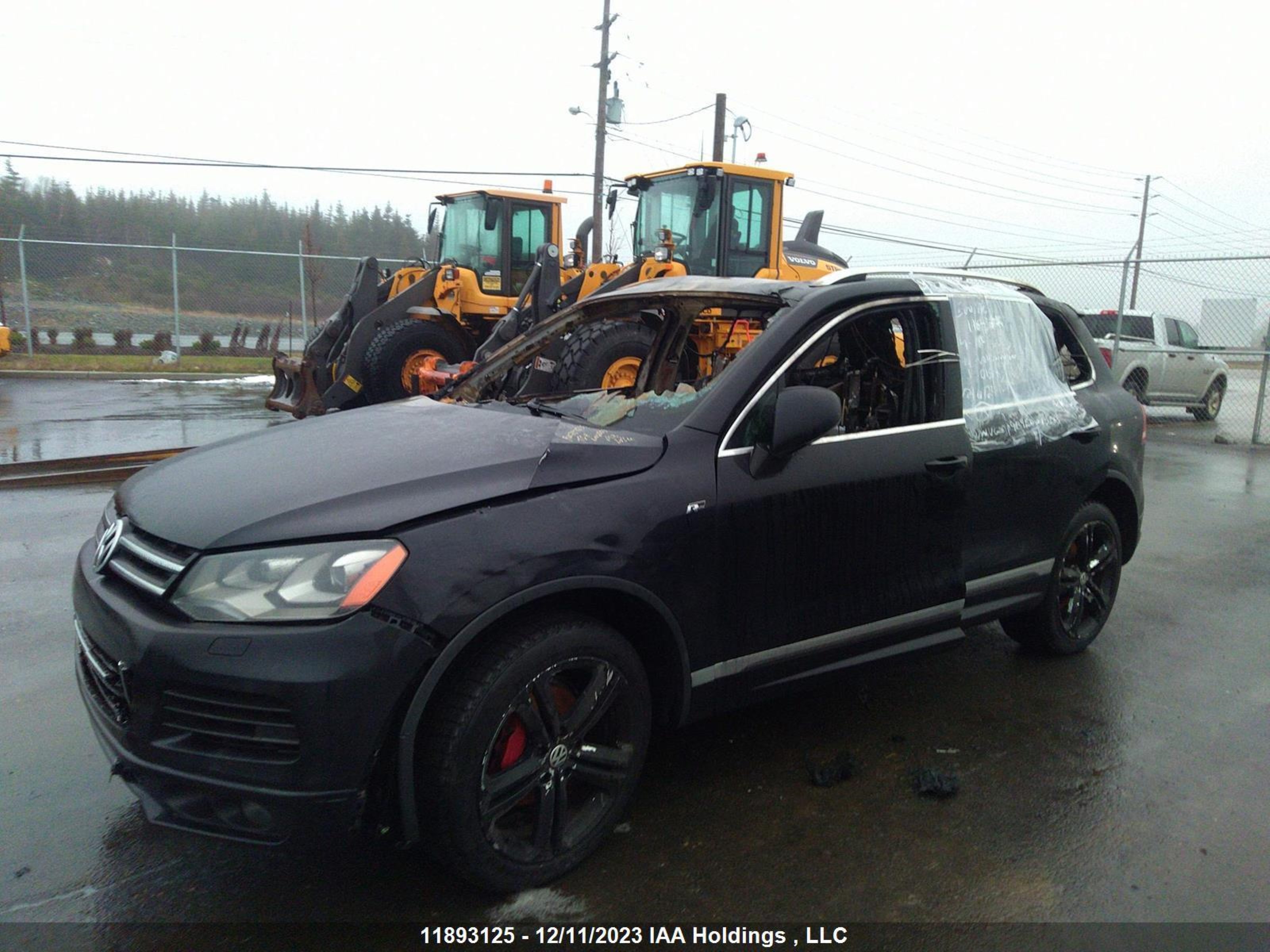 Photo 1 VIN: WVGDP9BP9ED015183 - VOLKSWAGEN TOUAREG 