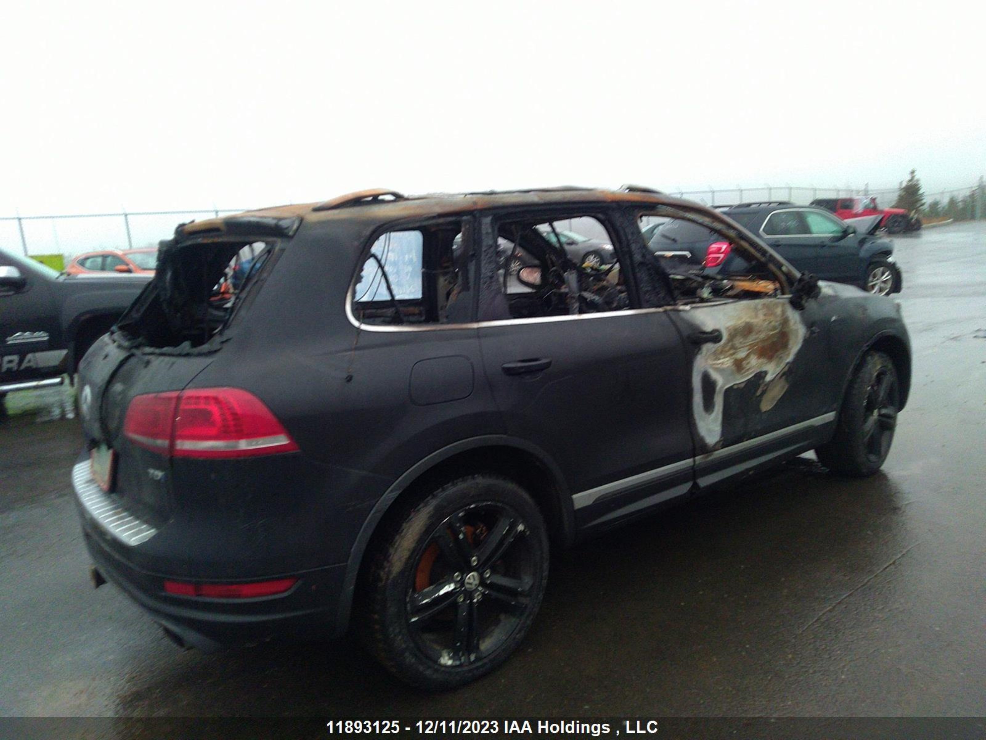 Photo 3 VIN: WVGDP9BP9ED015183 - VOLKSWAGEN TOUAREG 