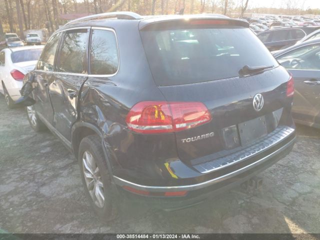 Photo 2 VIN: WVGEF7BP3HD005314 - VOLKSWAGEN TOUAREG 