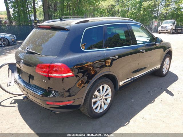 Photo 3 VIN: WVGEF9BP0CD006375 - VOLKSWAGEN TOUAREG 