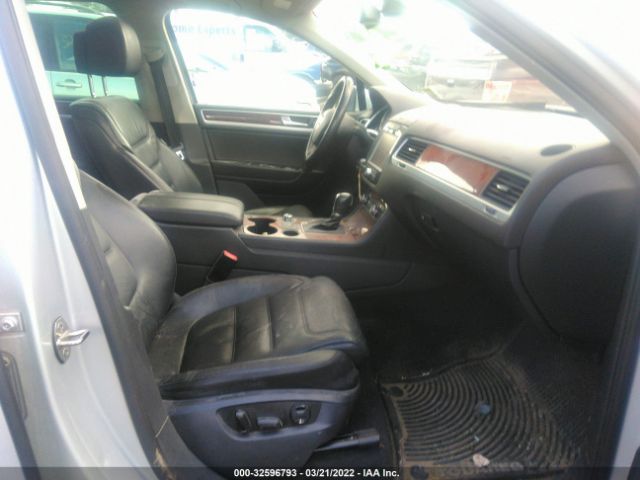 Photo 4 VIN: WVGEF9BP0CD011172 - VOLKSWAGEN TOUAREG 