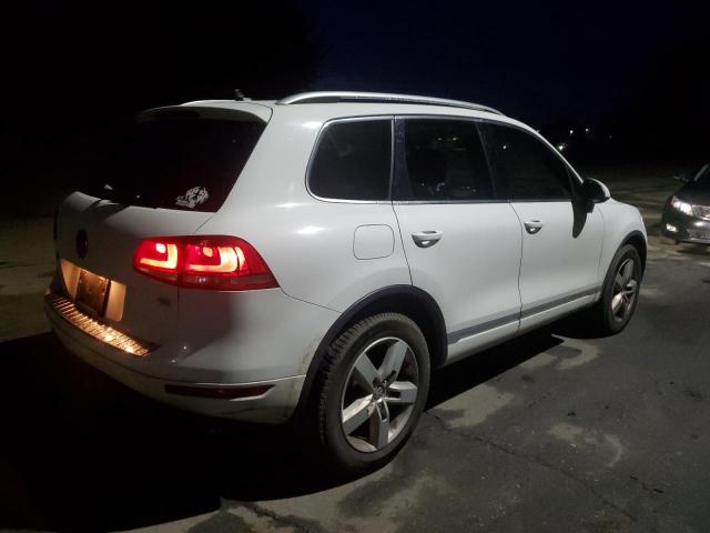 Photo 2 VIN: WVGEF9BP0DD001131 - VOLKSWAGEN TOUAREG V6 