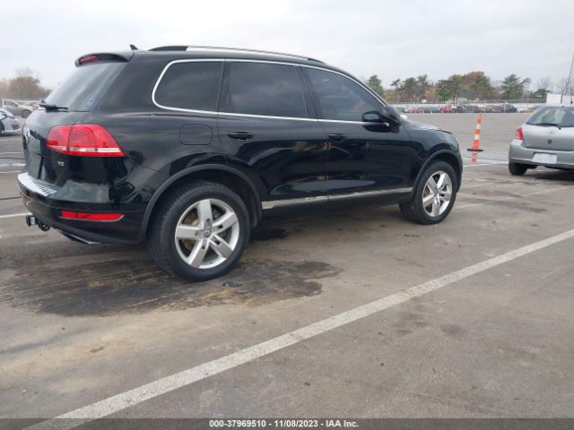 Photo 3 VIN: WVGEF9BP0ED011093 - VOLKSWAGEN TOUAREG 