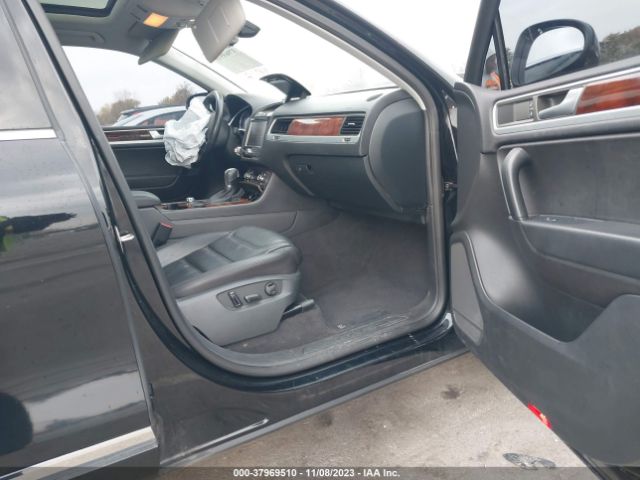 Photo 4 VIN: WVGEF9BP0ED011093 - VOLKSWAGEN TOUAREG 