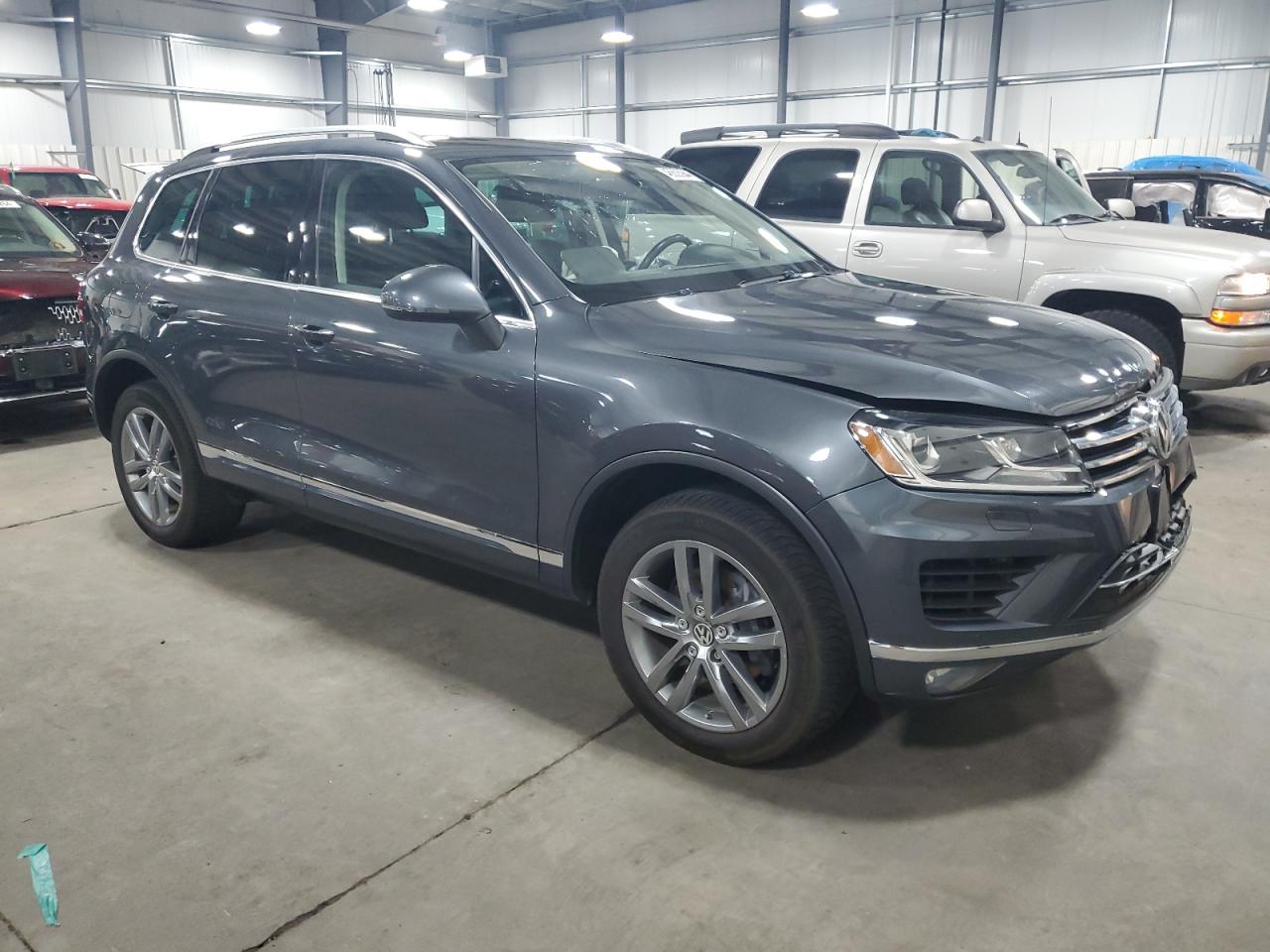 Photo 3 VIN: WVGEF9BP0FD005327 - VOLKSWAGEN TOUAREG 