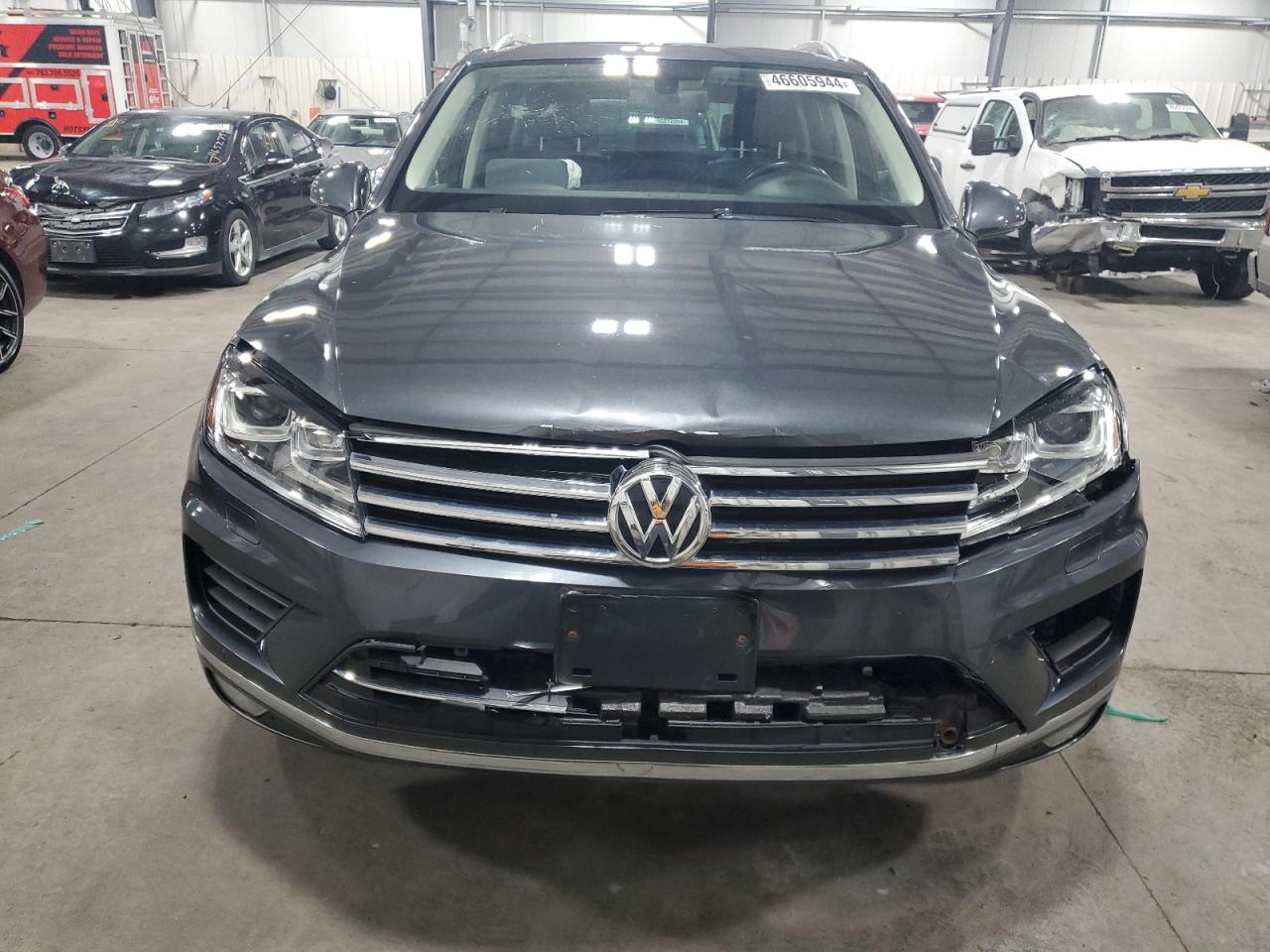 Photo 4 VIN: WVGEF9BP0FD005327 - VOLKSWAGEN TOUAREG 