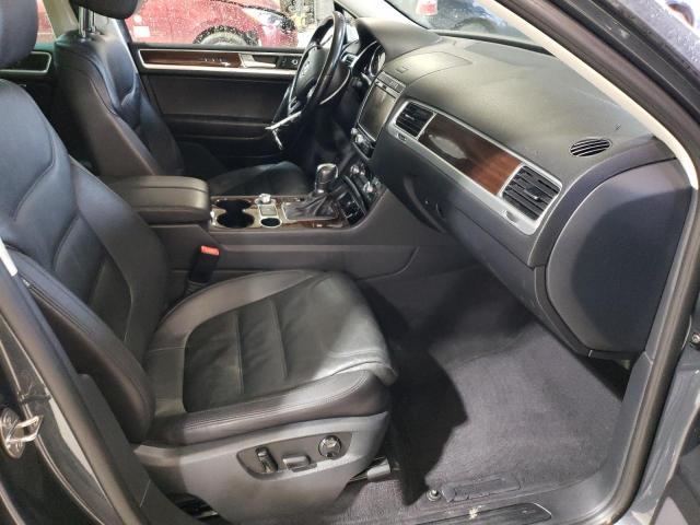 Photo 6 VIN: WVGEF9BP1FD006986 - VOLKSWAGEN TOUAREG V6 