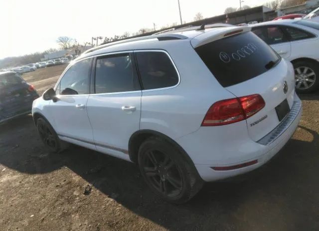 Photo 2 VIN: WVGEF9BP2CD008371 - VOLKSWAGEN TOUAREG 