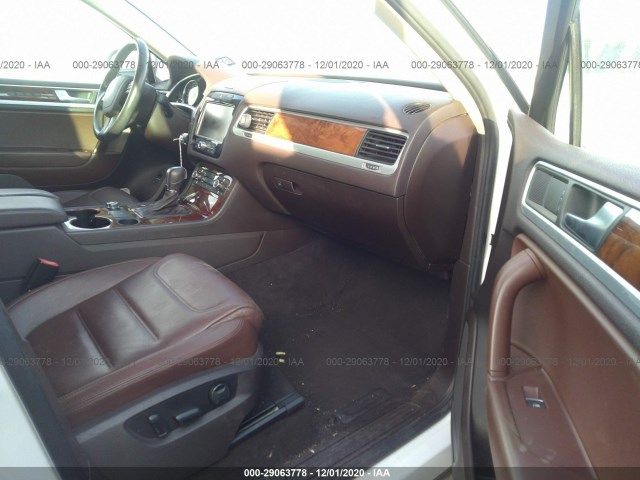 Photo 4 VIN: WVGEF9BP2DD001163 - VOLKSWAGEN TOUAREG 