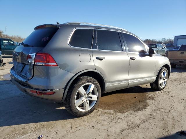 Photo 2 VIN: WVGEF9BP2DD010879 - VOLKSWAGEN TOUAREG 