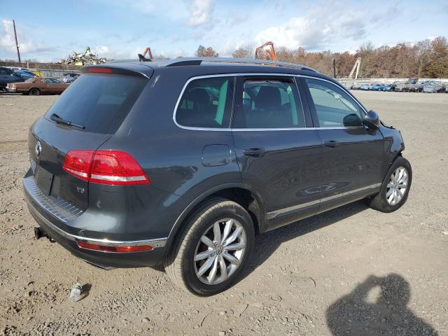 Photo 2 VIN: WVGEF9BP2FD002767 - VOLKSWAGEN TOUAREG V6 