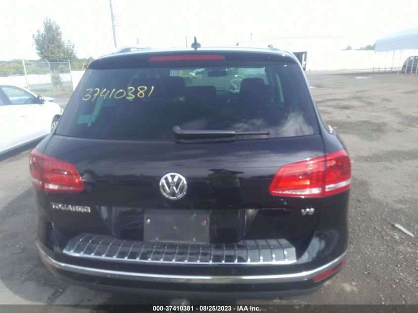 Photo 15 VIN: WVGEF9BP2FD005555 - VOLKSWAGEN TOUAREG 