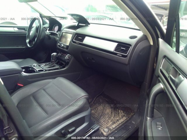 Photo 4 VIN: WVGEF9BP2GD000549 - VOLKSWAGEN TOUAREG 