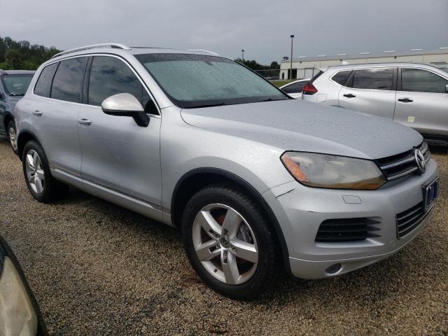 Photo 3 VIN: WVGEF9BP3DD002628 - VOLKSWAGEN TOUAREG V6 