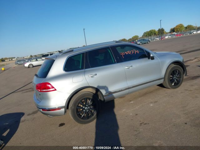 Photo 3 VIN: WVGEF9BP3FD006651 - VOLKSWAGEN TOUAREG 