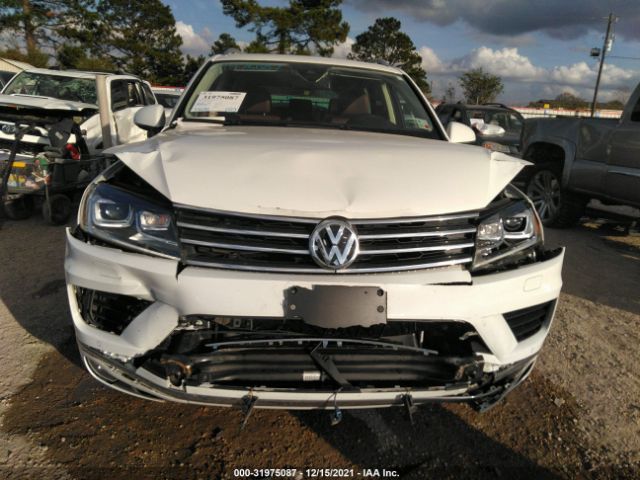 Photo 5 VIN: WVGEF9BP3GD011186 - VOLKSWAGEN TOUAREG 