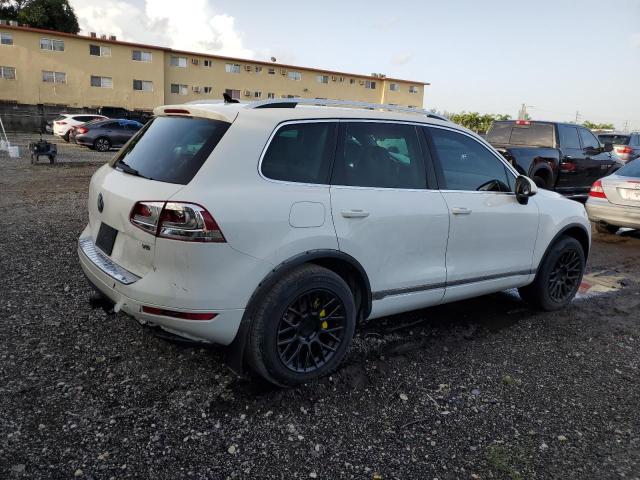 Photo 2 VIN: WVGEF9BP4CD008422 - VOLKSWAGEN TOUAREG V6 