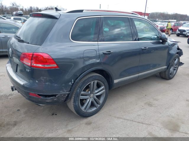 Photo 3 VIN: WVGEF9BP4ED006799 - VOLKSWAGEN TOUAREG 