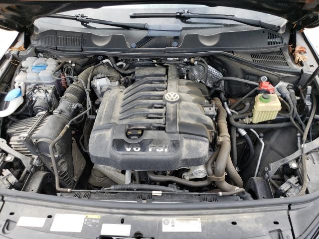 Photo 6 VIN: WVGEF9BP4FD002494 - VOLKSWAGEN TOUAREG V6 