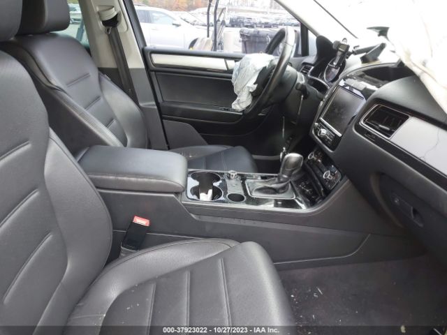 Photo 4 VIN: WVGEF9BP5CD008512 - VOLKSWAGEN TOUAREG 