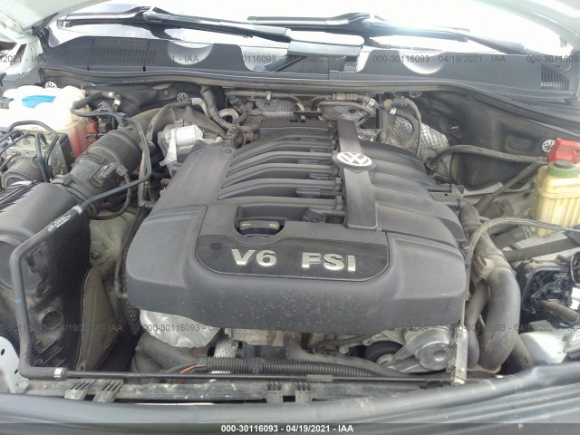 Photo 9 VIN: WVGEF9BP5ED012403 - VOLKSWAGEN TOUAREG 