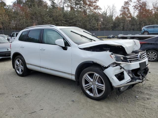 Photo 3 VIN: WVGEF9BP5FD002553 - VOLKSWAGEN TOUAREG V6 