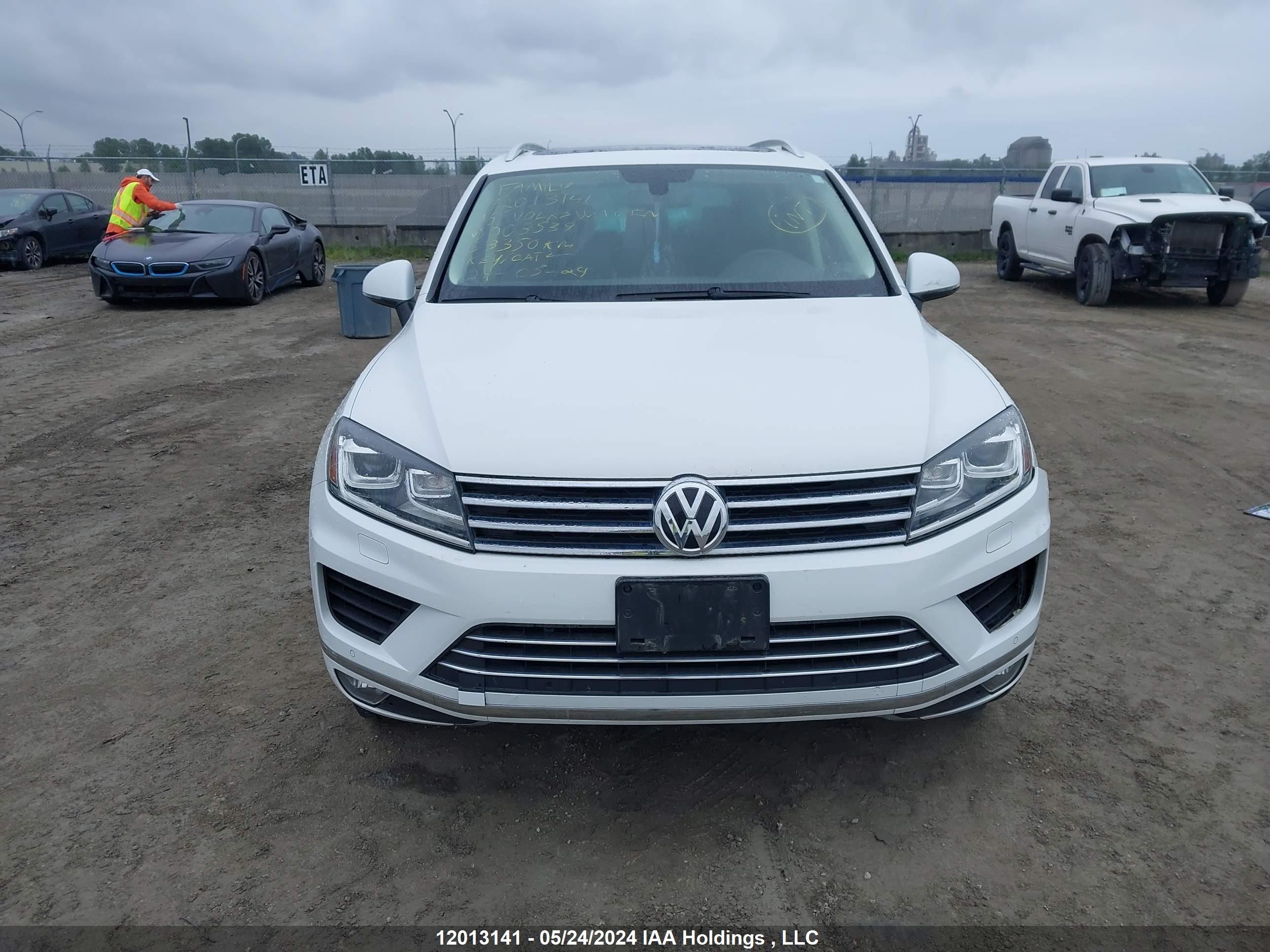 Photo 11 VIN: WVGEF9BP5FD003539 - VOLKSWAGEN TOUAREG 