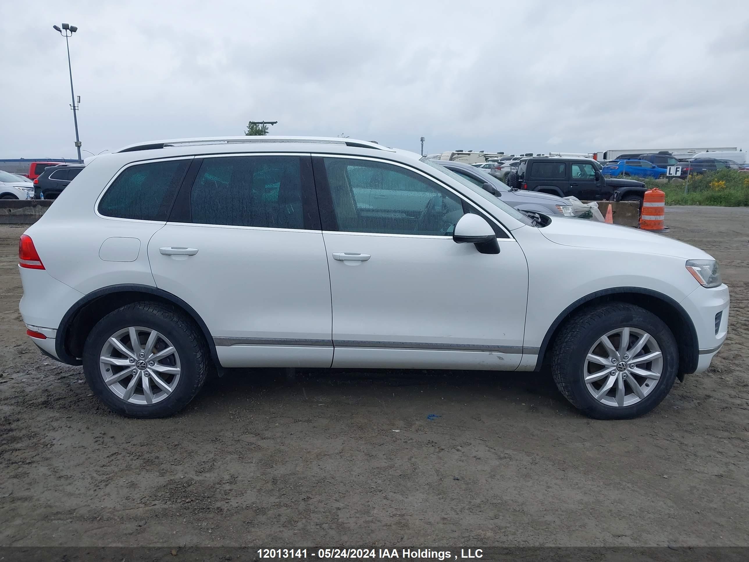 Photo 12 VIN: WVGEF9BP5FD003539 - VOLKSWAGEN TOUAREG 