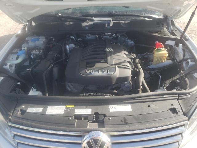 Photo 10 VIN: WVGEF9BP5FD005002 - VOLKSWAGEN TOUAREG V6 