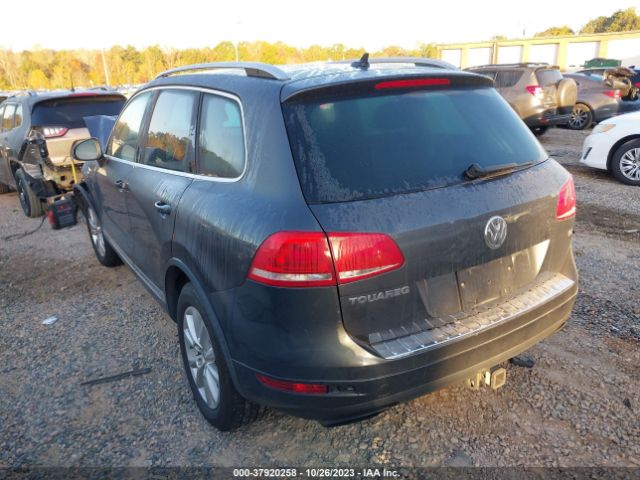 Photo 2 VIN: WVGEF9BP7ED005503 - VOLKSWAGEN TOUAREG 