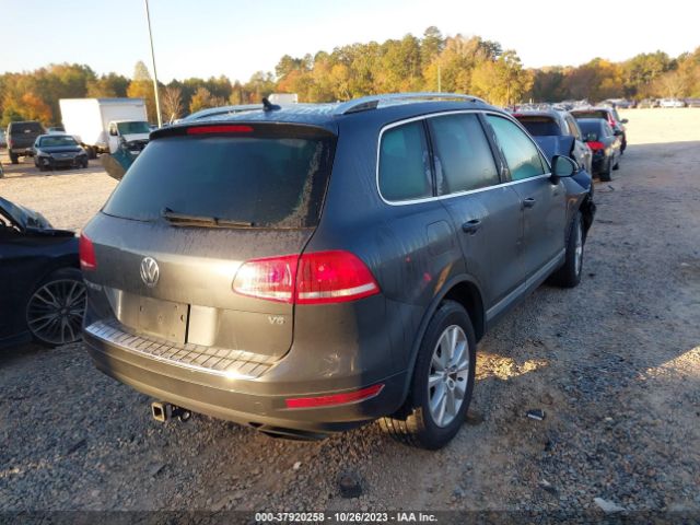 Photo 3 VIN: WVGEF9BP7ED005503 - VOLKSWAGEN TOUAREG 