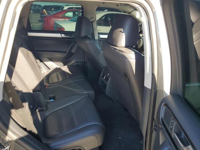 Photo 9 VIN: WVGEF9BP7ED012273 - VOLKSWAGEN TOUAREG 