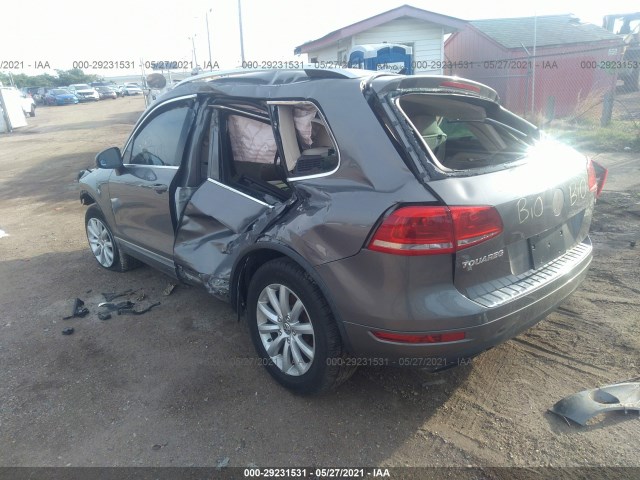 Photo 2 VIN: WVGEF9BP8CD006074 - VOLKSWAGEN TOUAREG 