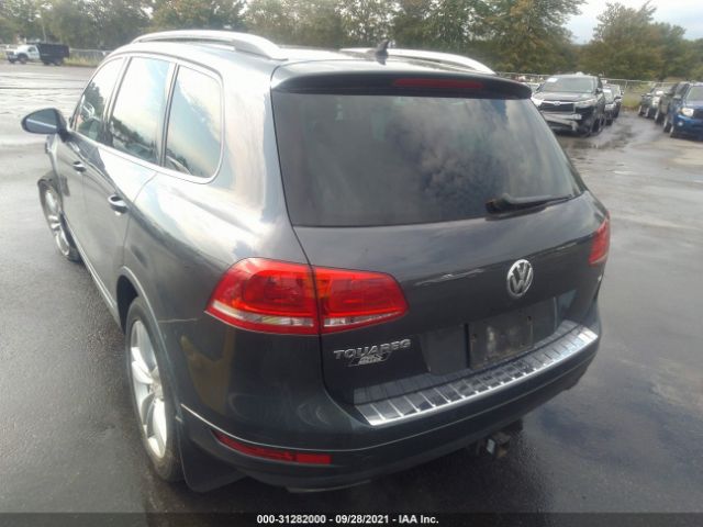 Photo 2 VIN: WVGEF9BP8CD010545 - VOLKSWAGEN TOUAREG 