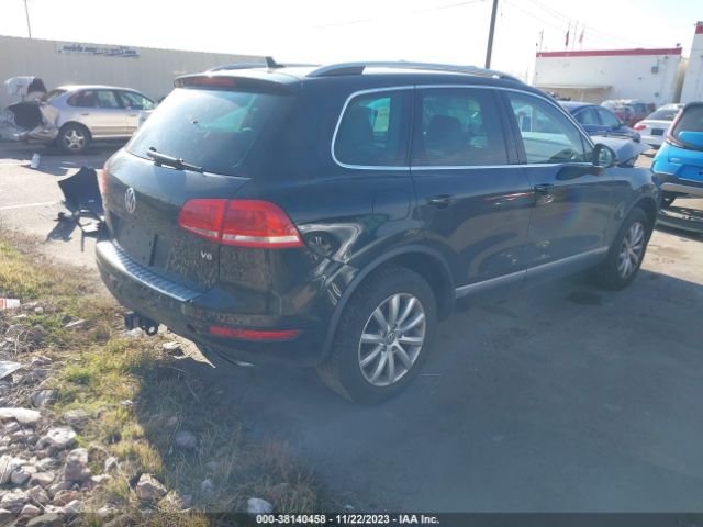 Photo 3 VIN: WVGEF9BP8CD011730 - VOLKSWAGEN TOUAREG 