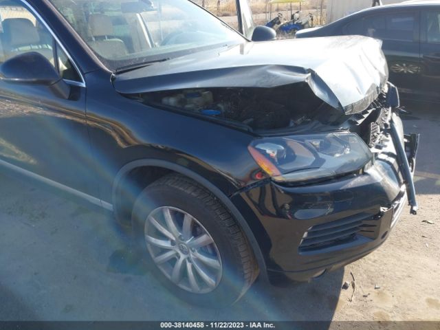 Photo 5 VIN: WVGEF9BP8CD011730 - VOLKSWAGEN TOUAREG 