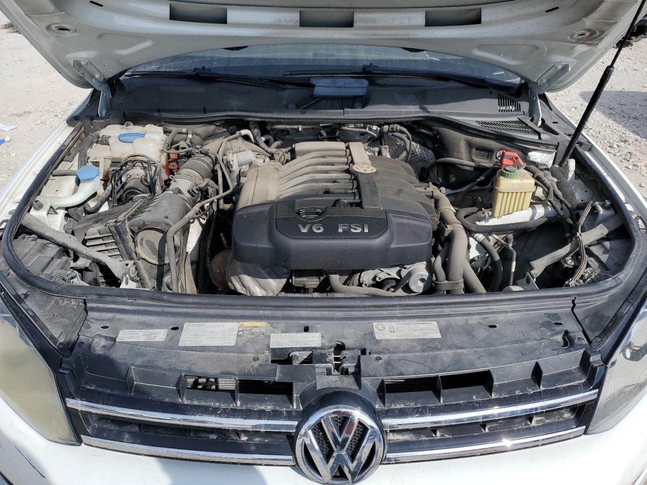 Photo 11 VIN: WVGEF9BP8ED007339 - VOLKSWAGEN TOUAREG 