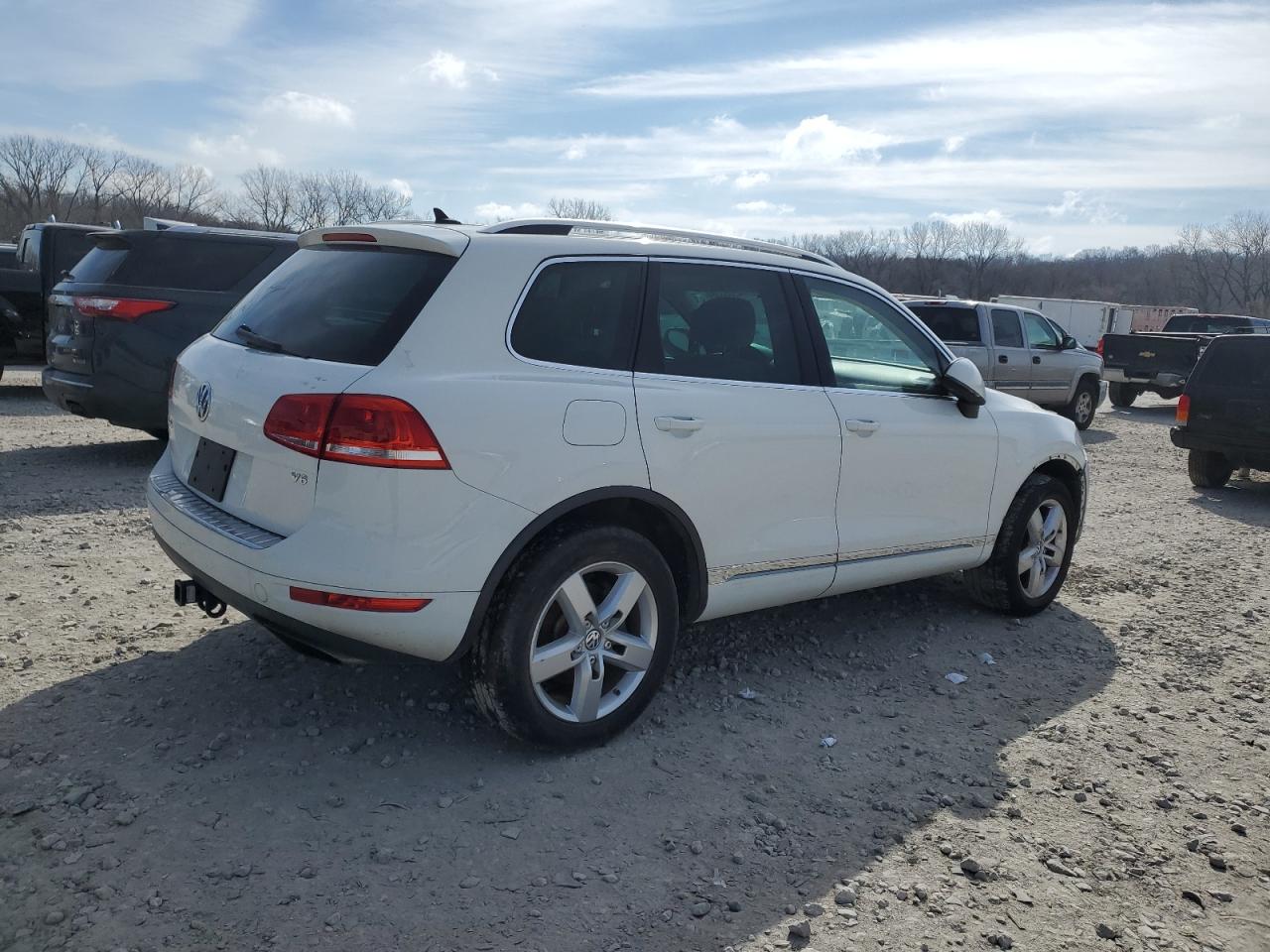 Photo 2 VIN: WVGEF9BP8ED007339 - VOLKSWAGEN TOUAREG 