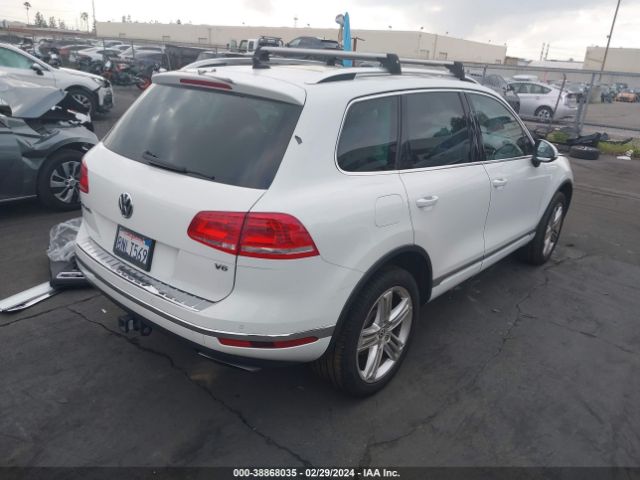 Photo 3 VIN: WVGEF9BP8FD002370 - VOLKSWAGEN TOUAREG 